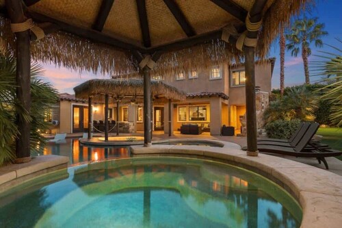 Lux Coachella Oasis – Pool, Gym, Bar & Golf