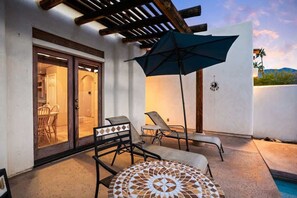 Terrace/patio - Desert Retreat w/ Pool – La Quinta Charm (La Quinta)