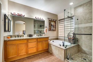 Shower, hair dryer - Spacious Indio Home w/ Private Pool in Gated Area (Indio)