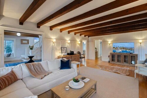 Timeless Retreat - Pool | Fire Pit | Family Haven