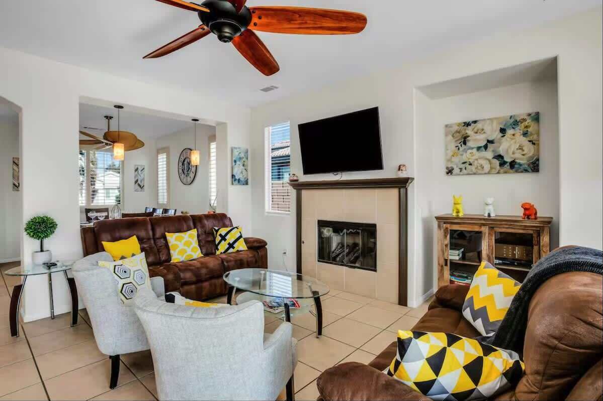 Private Pool, Patio & Game Room | Pet-friendly - Indio, CA