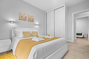 1 habitación, tabla de planchar con plancha, wifi y ropa de cama