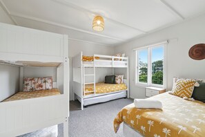 Deluxe House, Bay View