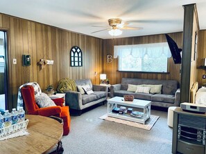 書庫、ステレオ