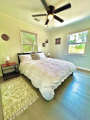 3 Schlafzimmer, Bügeleisen/Bügelbrett, kostenloses WLAN, Bettwäsche