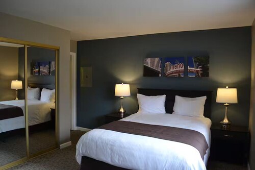 Fully Furnished 1BR Condo in Reno, NV!