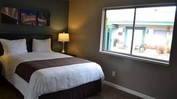 Fer et planche Ă repasser, Wi-Fi, draps fournis