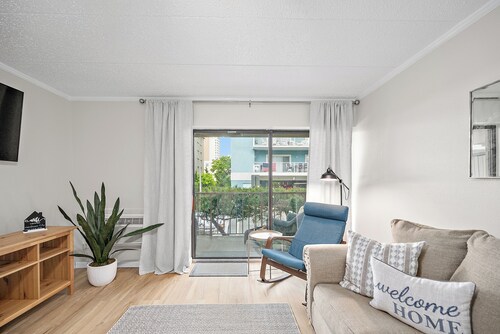 Oceanblock-Sleeps 4-WiFi-Walk to Beach & Seacrets