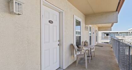Beach Block steps to sand and many more attractions making this the perfect spot