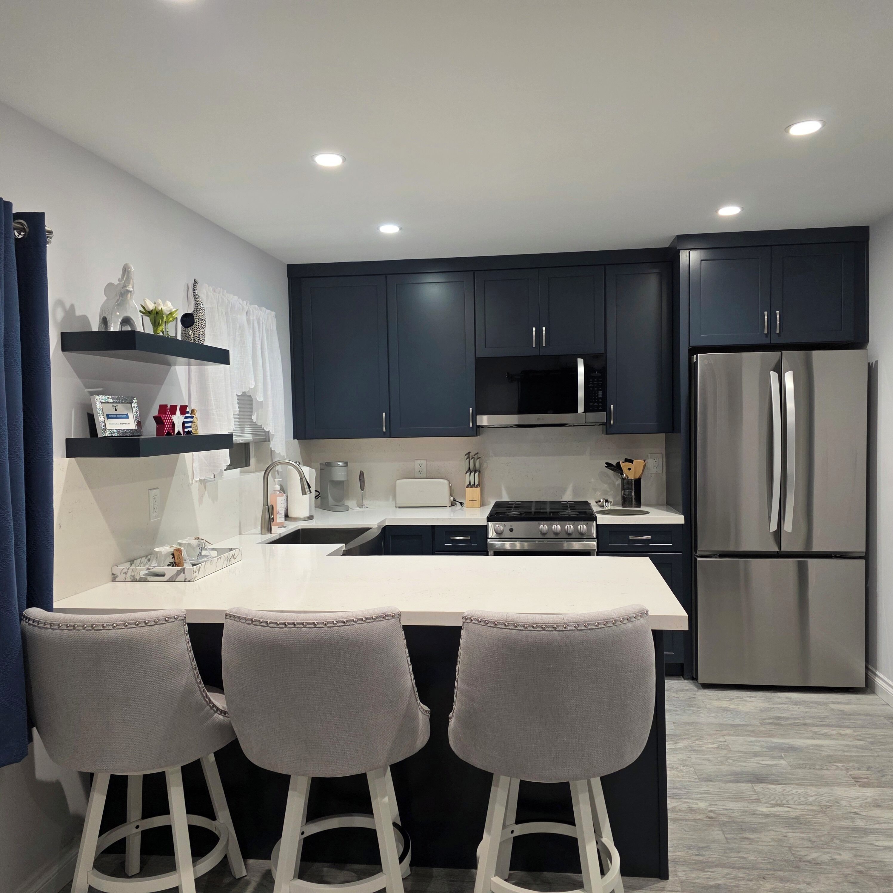 Microwave, oven, stovetop, dishwasher