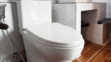 Family Room | Bathroom | Toilet paper