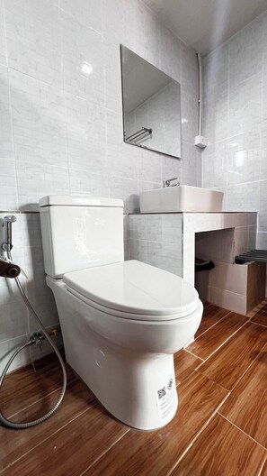 Habitación familiar | Baño | Papel higiénico