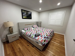 4 quartos, Wi-Fi de cortesia, roupa de cama