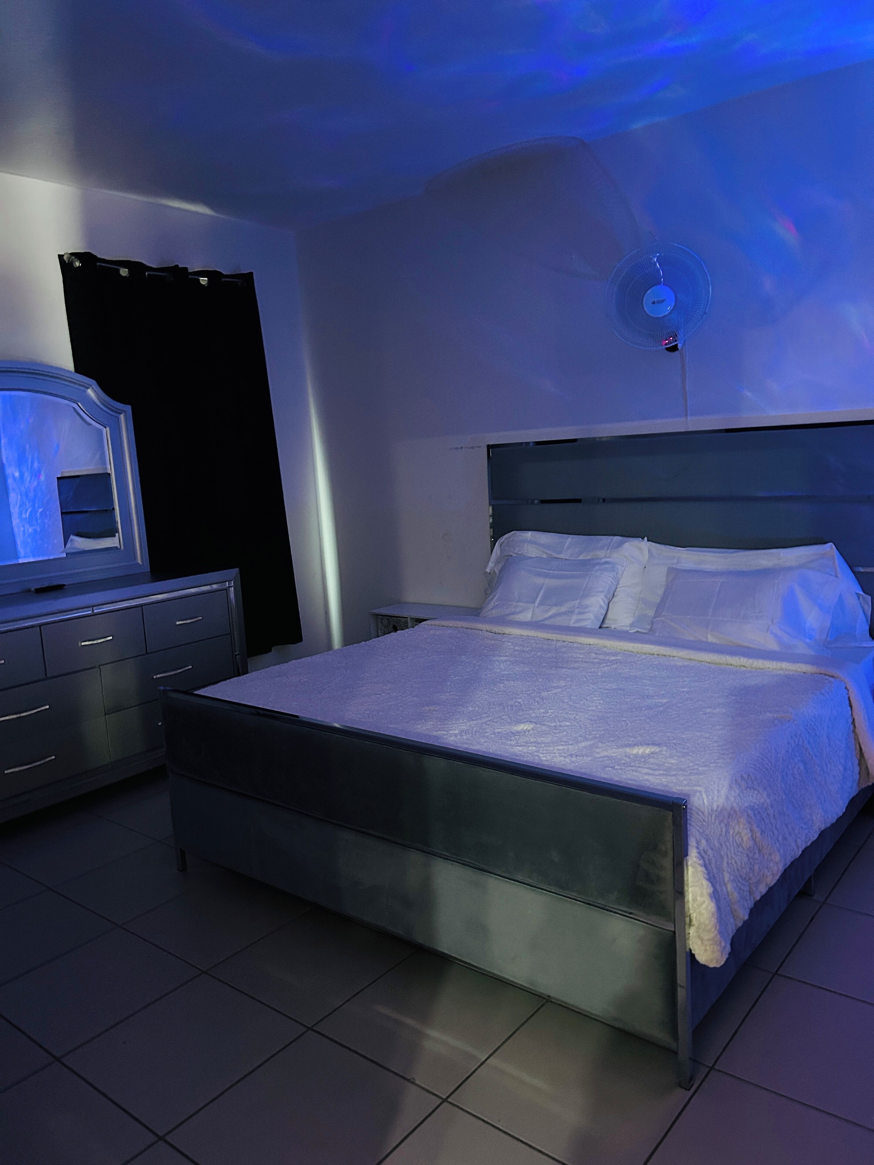 3 bedrooms, WiFi, bed sheets