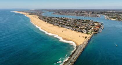 Luxe Balboa House! 5 Bedroom/5 Ensuite Bath! Peninsula Ferry Close!