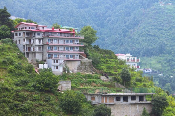 Bagian depan properti