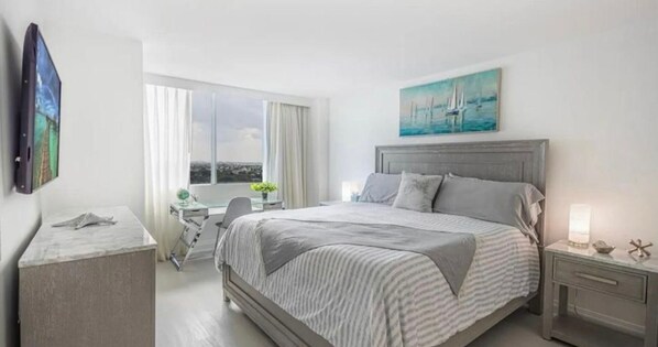 1 bedroom, in-room safe, desk, iron/ironing board