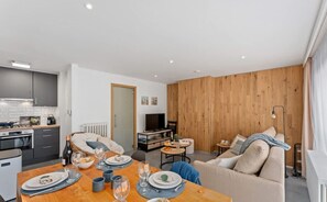 TV, DVD player, offices