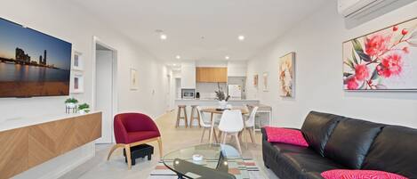 Televisión y oficina