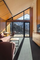 Deluxe Double or Twin Room, Mountain View | In-room safe, desk, laptop workspace, free WiFi