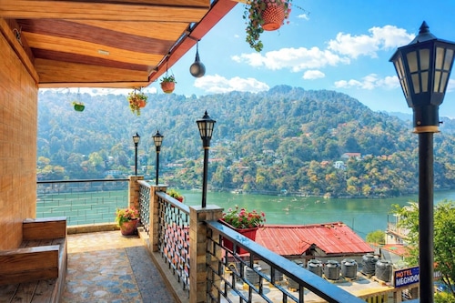 Hotel Vinayak Nainital