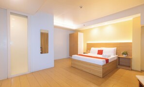 Rom – deluxe | Skrivebord, wi-fi (inkludert) og sengetøy