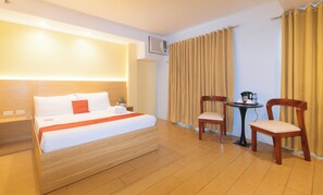 Deluxe Room | Desk, free WiFi, bed sheets