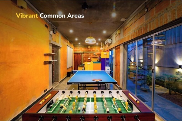 Coin salon dans le hall