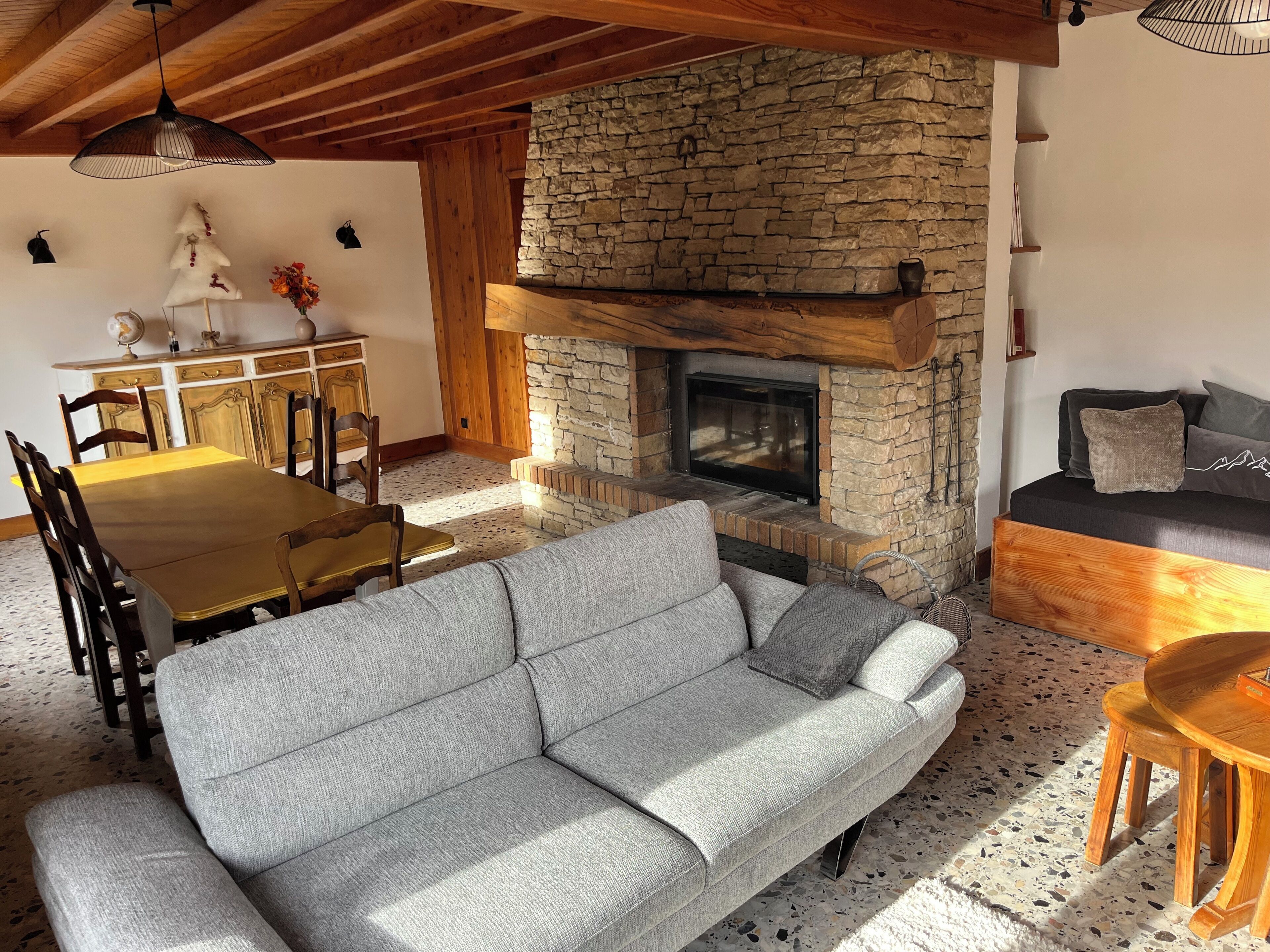 TV connectée, cheminée