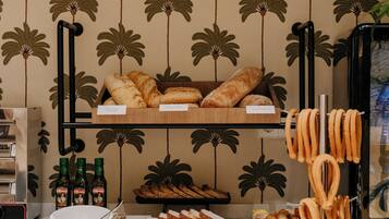 Daily buffet breakfast (EUR 15 per person)