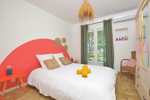 3 dormitorios, tabla de planchar con plancha, wifi y ropa de cama