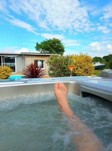 eco lodge en bord estuaire piscine et spa