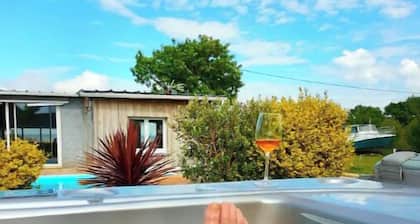 Eco lodge on the estuary pool and spa