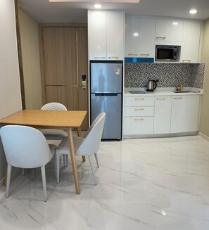 Apartment, 1 Double Bed with Sofa bed, Smoking, Air conditioning