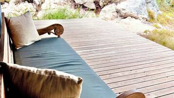 Deluxe Double or Twin Room, Lanai, Lake View | Terrace/patio