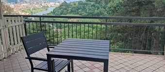 Scenic flat in the Villongo Castle park near the Iseo lake