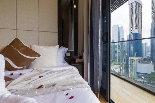 Two-Bedroom Suite | 城市景