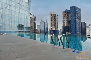 Outdoor pool - Dorsett Kuala Lumpur by Five Senses (Kuala Lumpur)
