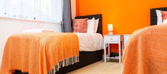 Central Ipswich Stay for 4 – Budget-Friendly & Convenient