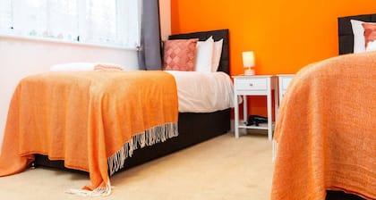 Central Ipswich Stay for 4 – Budget-Friendly & Convenient
