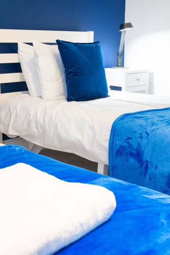 Ipswich City Centre Stay – 2BR 2BATH Flat for 6 Guests