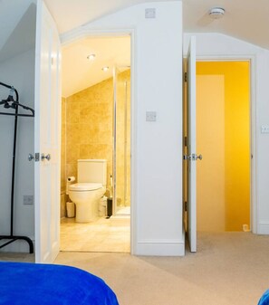 2 chambres, bureau, fer et planche à repasser, Wi-Fi gratuit