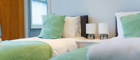 2 quartos, escrivaninha, ferros/tábuas de passar roupa, Wi-Fi