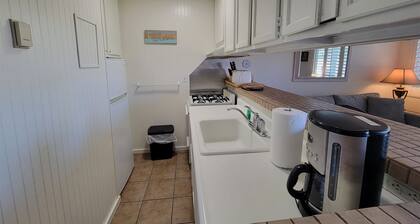 1 Bed Beach Bungalow #130 1 Bedroom Condo by Sunset Shores Condominiums