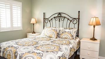 Condo, 1 Bedroom | 1 bedroom, free WiFi