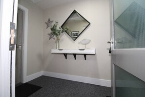 Interior - Charming Modern 2BR Flat in Central Preston (Lancashire)