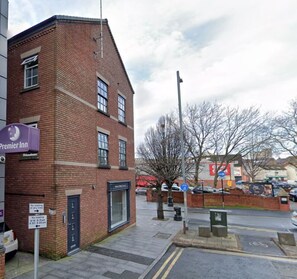 Exterior - Charming Modern 2BR Flat in Central Preston (Lancashire)