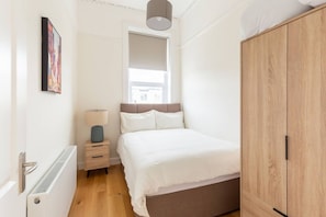 2 chambres, bureau, fer et planche à repasser, Wi-Fi