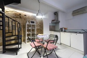 Interior - Detached single-family house in historical center (Valencia)