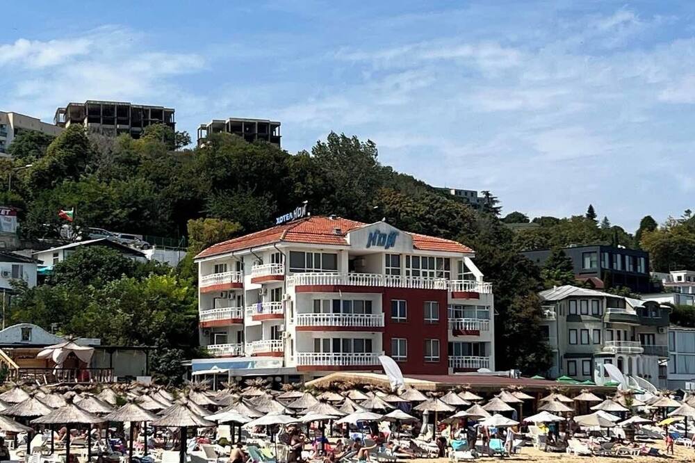 Hotel NOY